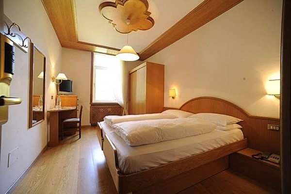 VIOZ_PEJO_DOLOMITY_05.jpg